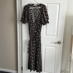 Sophia Wrap Maxi Dress - Tan Grey Leaf Size M